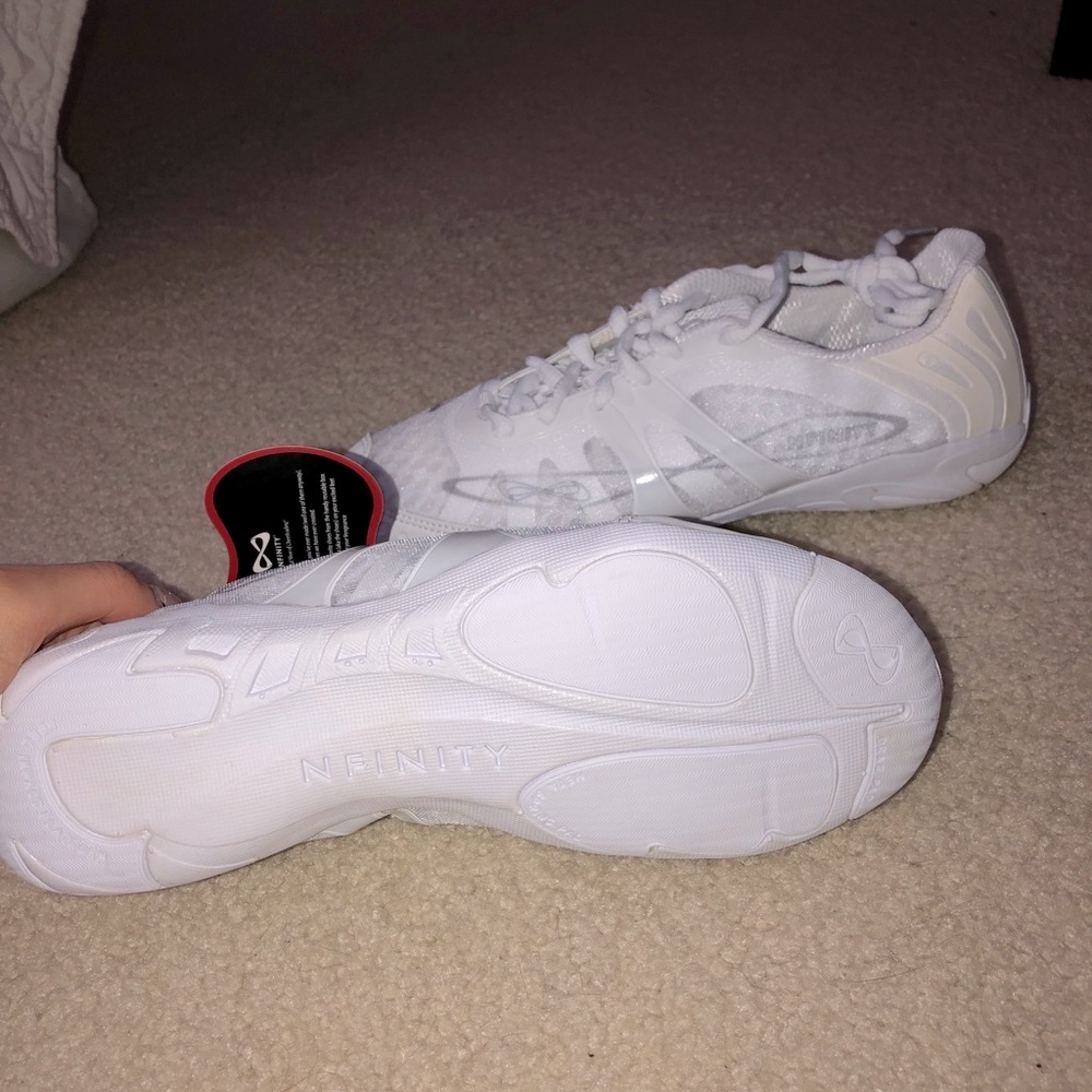 Brand new nfinity cheer shoes